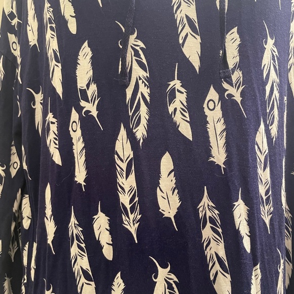 Freshman Forever Feather Print Hoodie Top - Picture 3 of 3